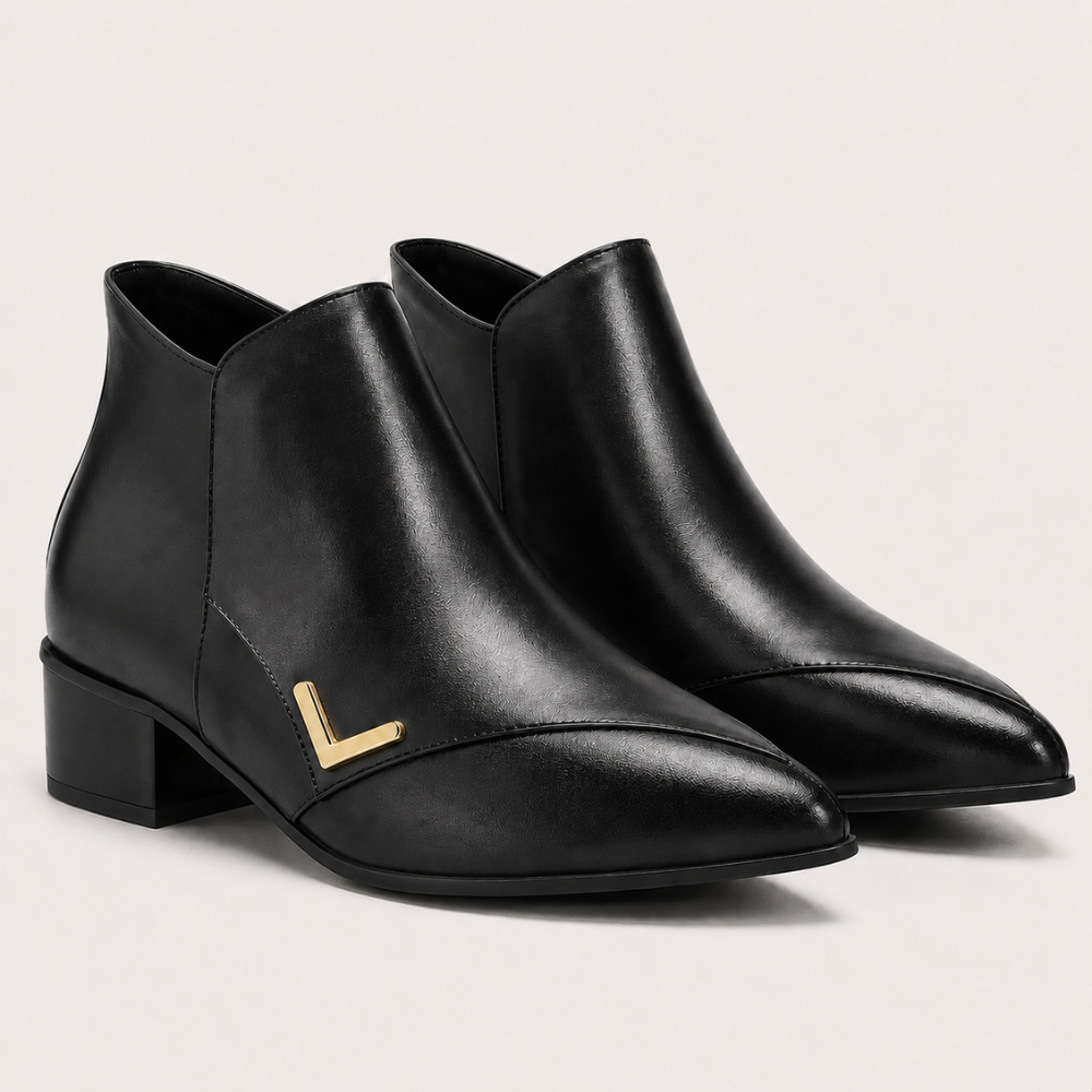 Women’s Croc Effect Ankle Boots - Chunky Heel and Pointed Toe