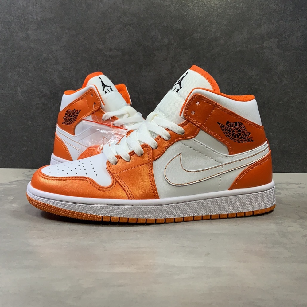 Air Jordan 1 Mid SE Electro Orange Mid-Top Sneakers