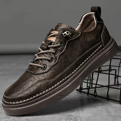 Men’s Low Top Sneakers - Lace-Up Design and Layered Sole