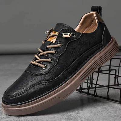 Men’s Low Top Sneakers - Lace-Up Design and Layered Sole
