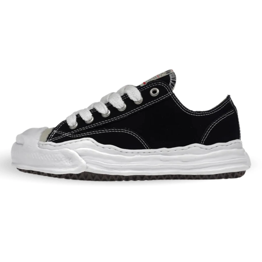 Maison Mihara Yasuhiro Hank OG Sole Black Canvas Low-Top Sneakers