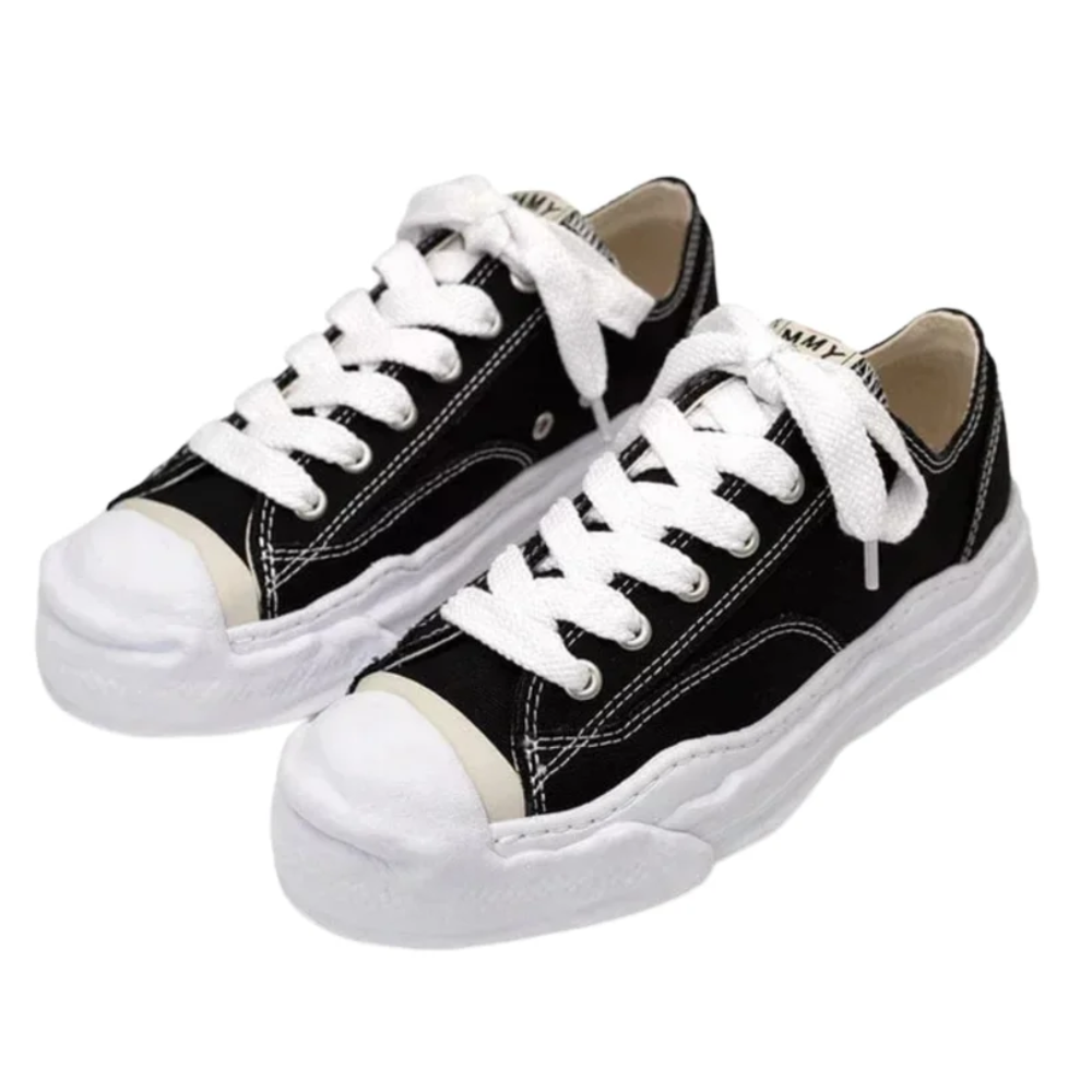Maison Mihara Yasuhiro Hank OG Sole Black Canvas Low-Top Sneakers