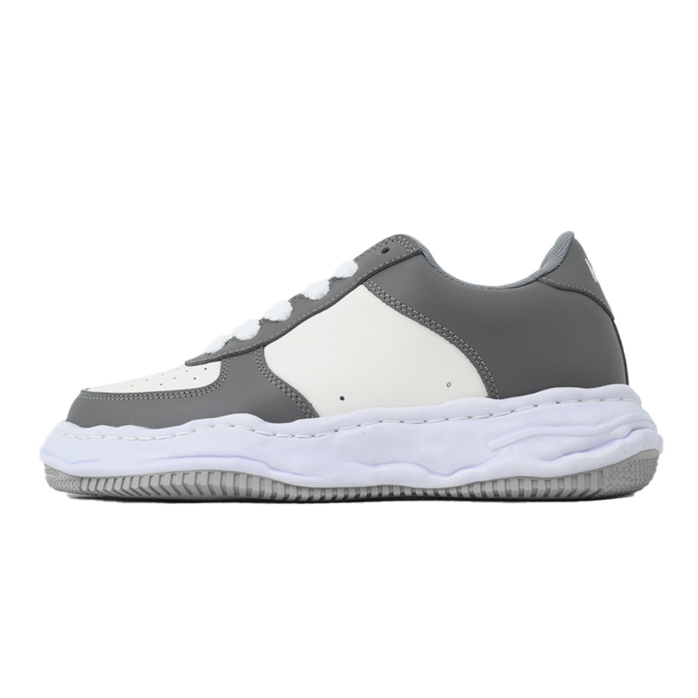 Maison Mihara Yasuhiro Wayne Women's Grey White Leather Low-Top Sneakers