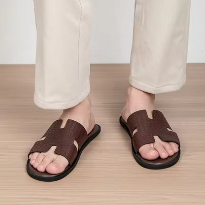 Mens Leather Slippers – Breathable Casual Slide Sandals for Home & Everyday Wear