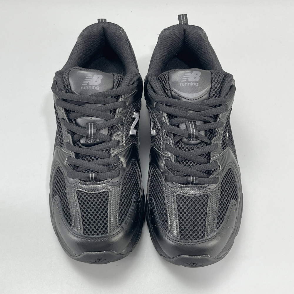 New Balance 530 Black Low-Top Sneakers with Silver Accents