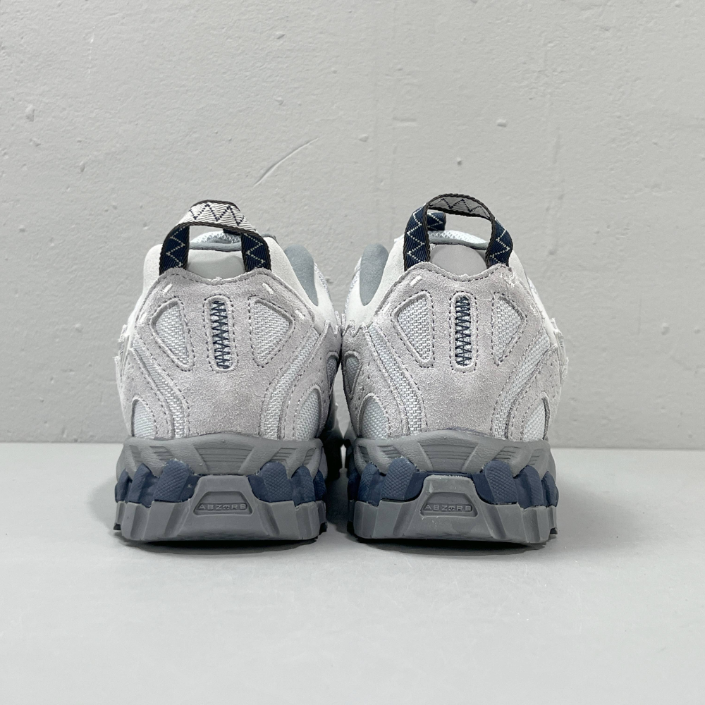 New Balance 610 Aluminium Sneakers