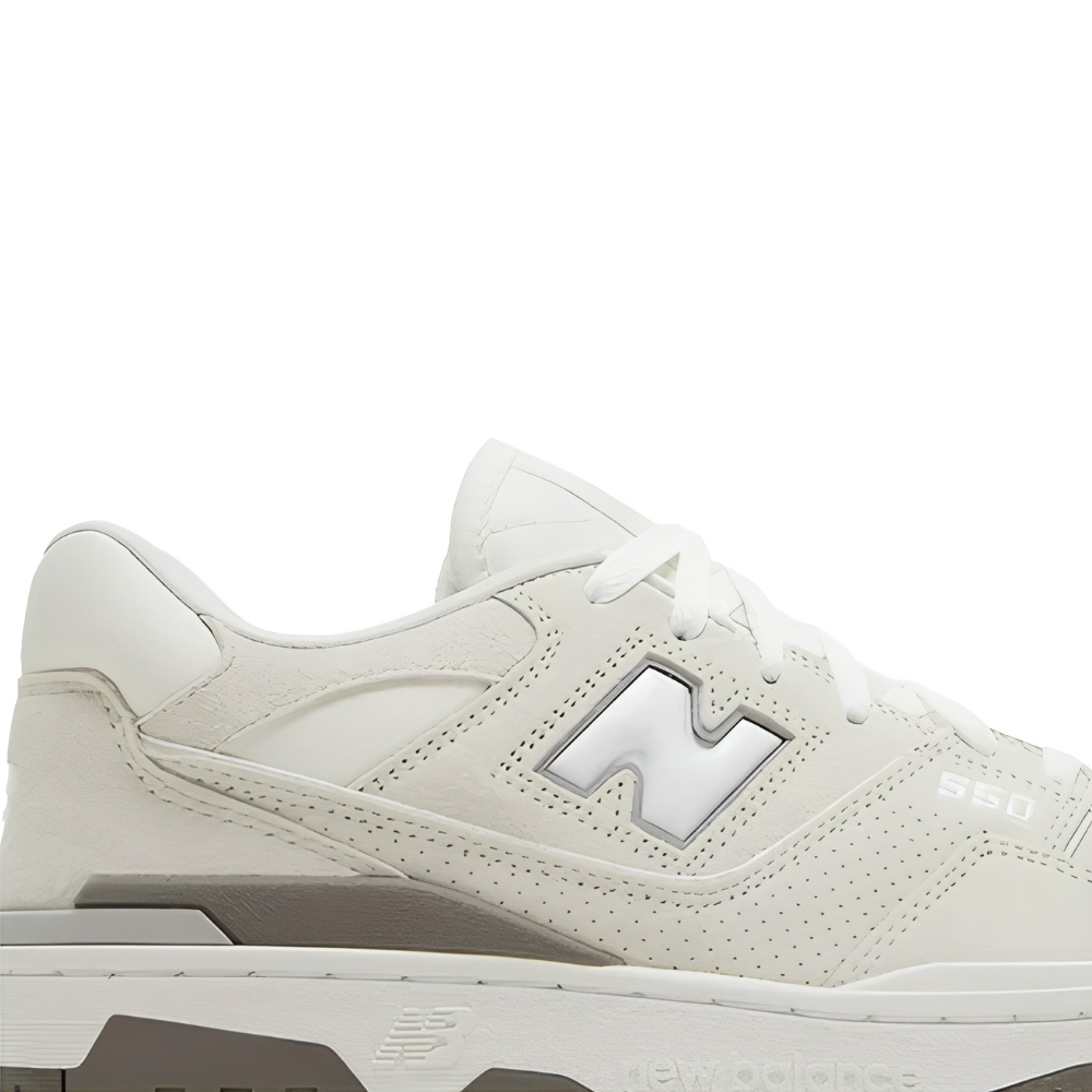 New Balance x United Arrows 550 Men's Off-White Suede Sneakers - BB550UN1