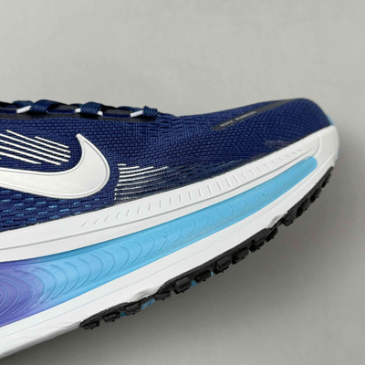 Nike Vomero 18 Blue Void Metallic Silver