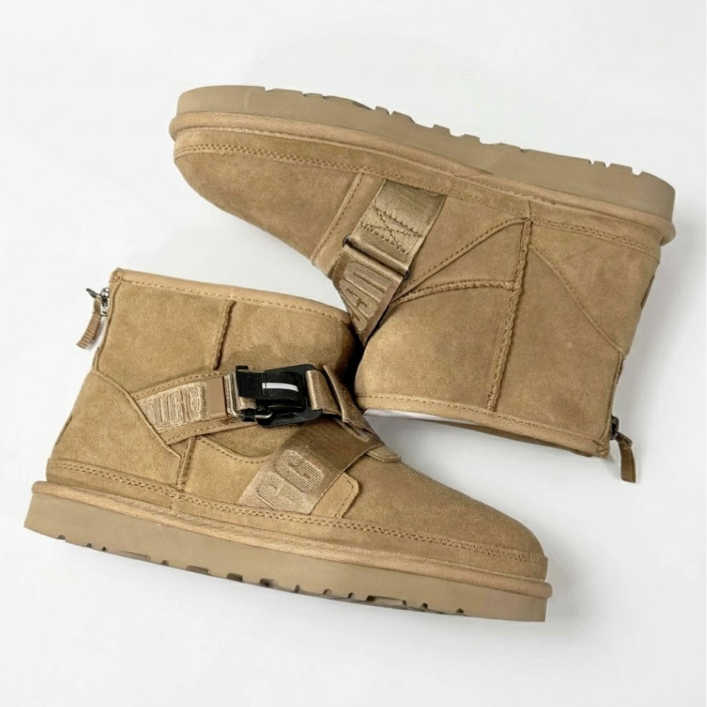 UGG Men's Classic Mini Quickclick Chestnut Buckle Strap Ankle Boots