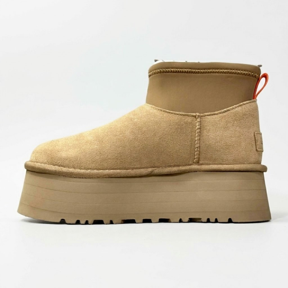 UGG Women's Classic Mini Dipper Beige Platform Boots