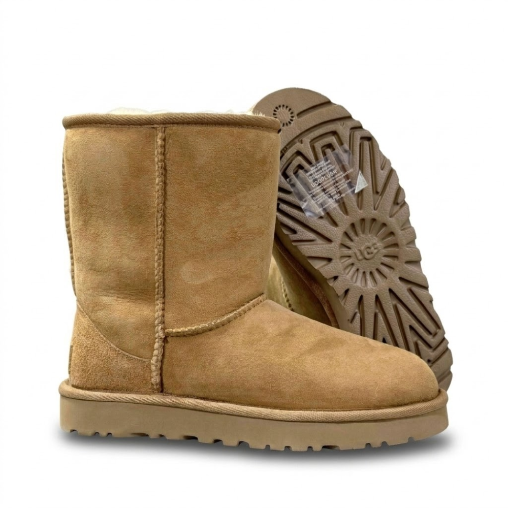 UGG Women's Classic Short II Chestnut Sheepskin Boots