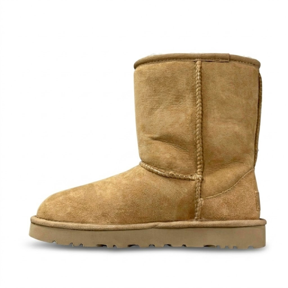 UGG Women's Classic Short II Chestnut Sheepskin Boots