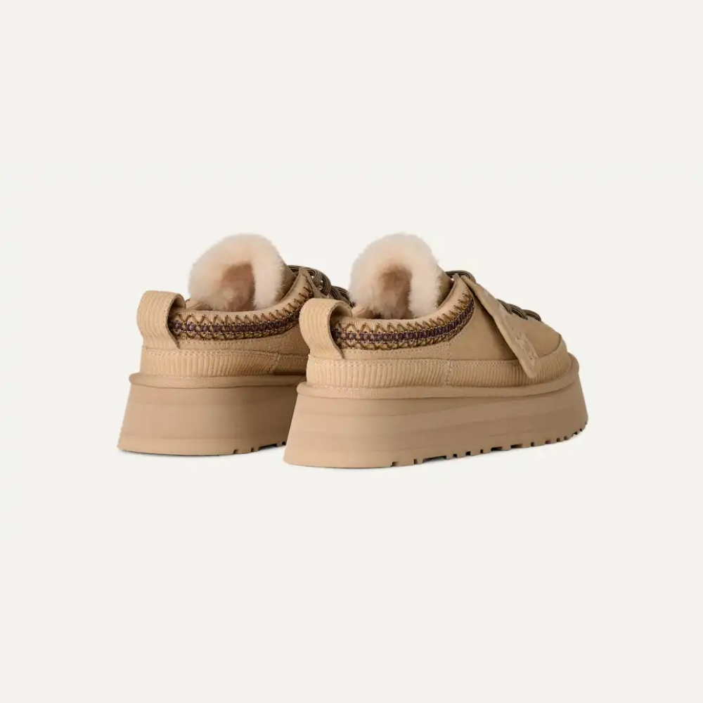 UGG Women's Heritage Lace-Up Casual Shoes