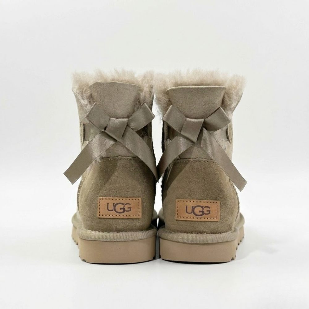 UGG Women's Mini Bailey Bow II Ankle Boots