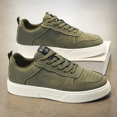 Men’s Low Top Sneakers – Lace-Up Casual Trainers with Tread Sole